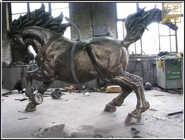 1-2105211550154L.jpg 1-2105211550154L.jpg